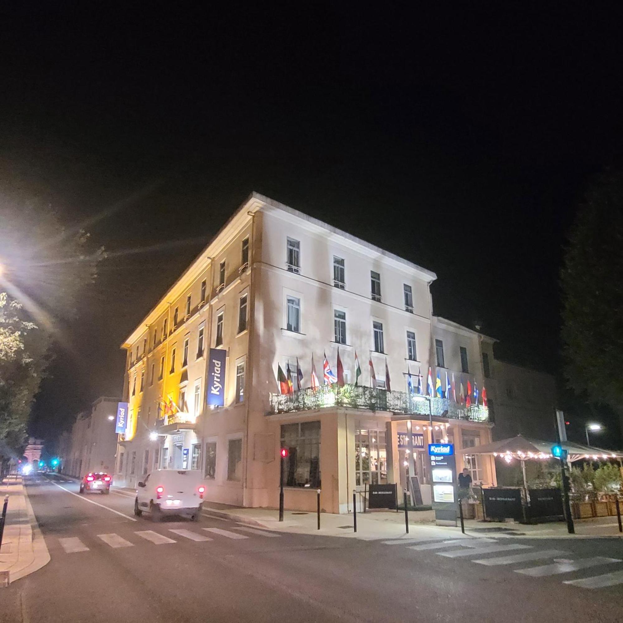 Hotel Kyriad Orange Centre Ville Exterior photo